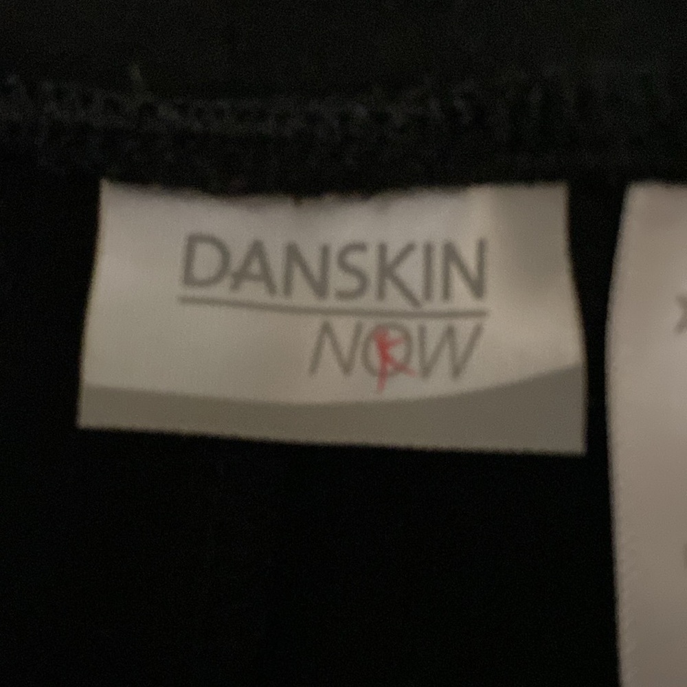 Danskin capris black polyester stretch small pocket in front with tie string - Picture 3 of 4